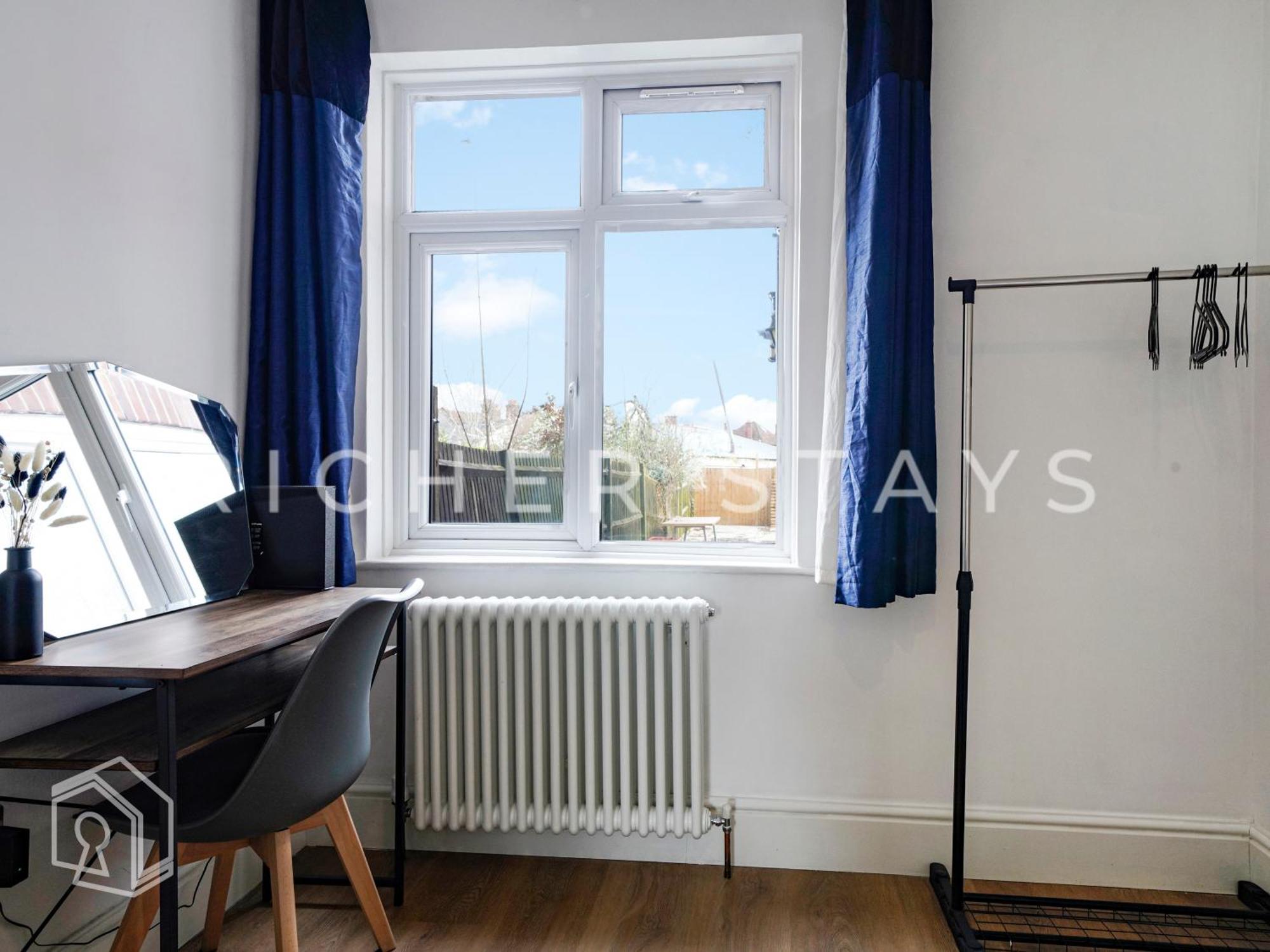 Watford Large 5Br Home - Contractors & Families 外观 照片